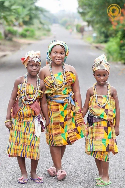 Wearing Kente Clothe For Women Now